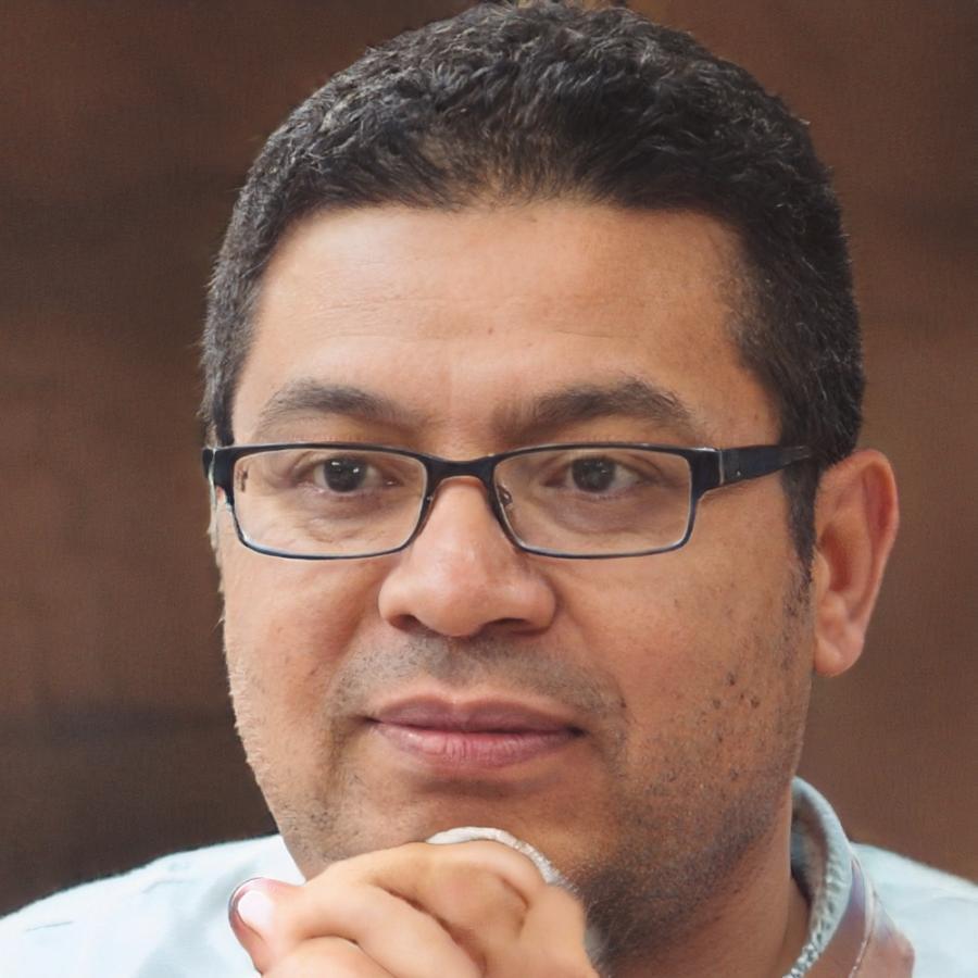 Retrato profesional de Damián